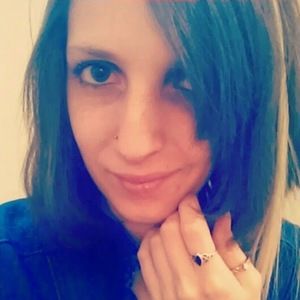 Meet your Posher, Roxanne